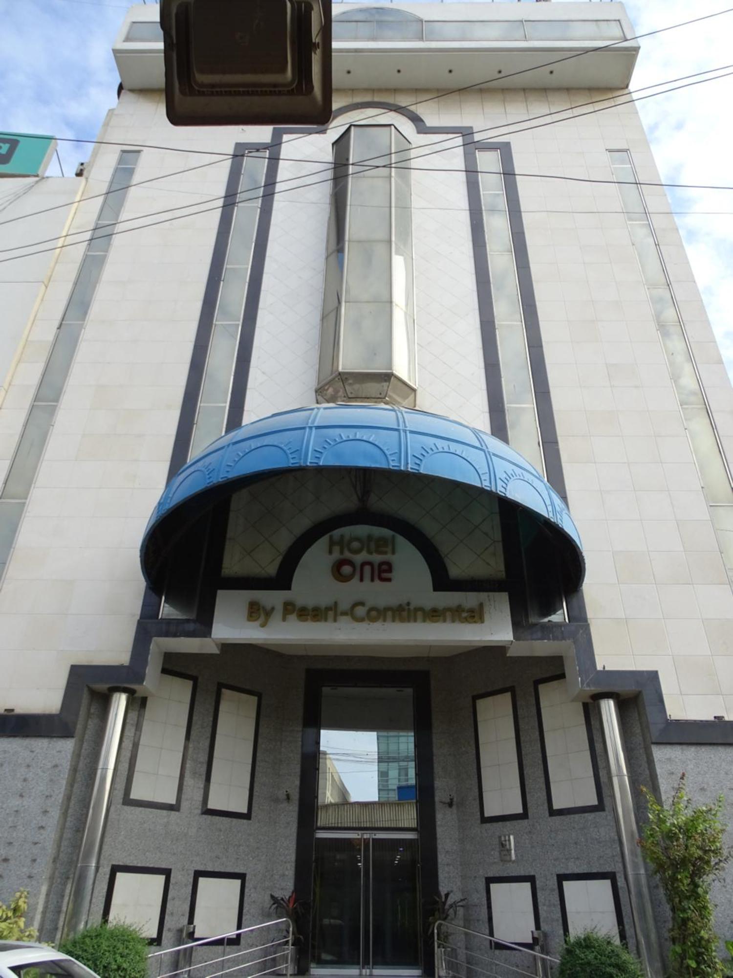 Hotel One Karachi Esterno foto